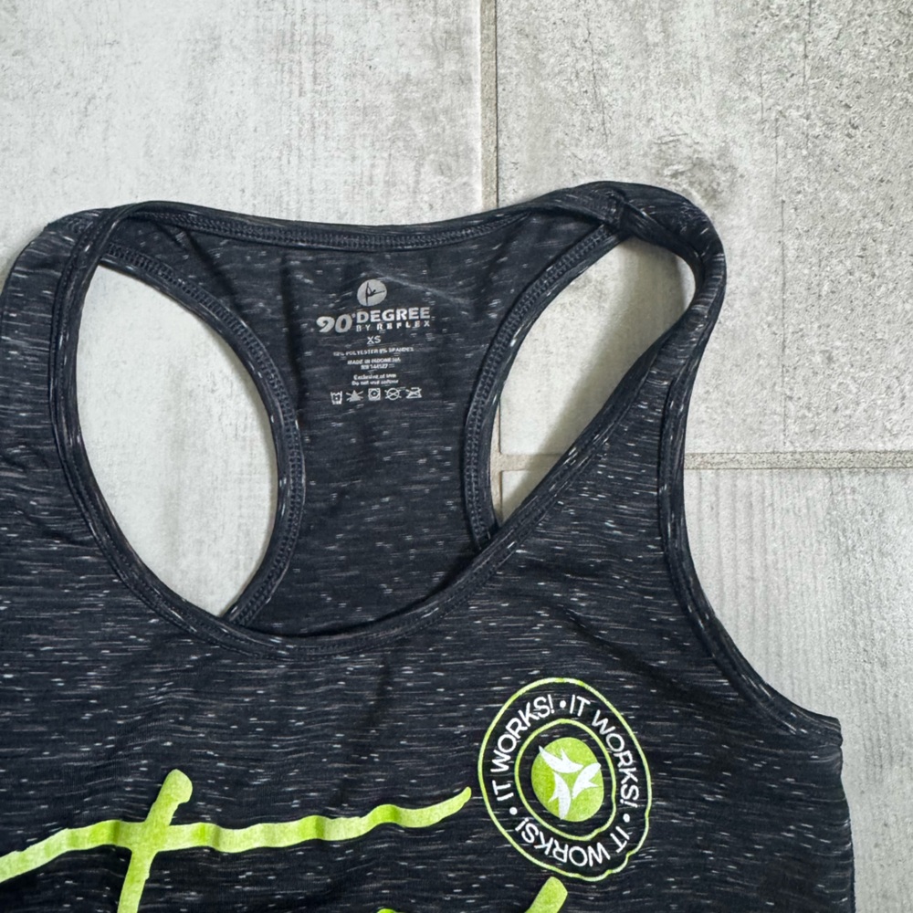 ItWorks! Fit for Business Tank - Picture 4 of 5